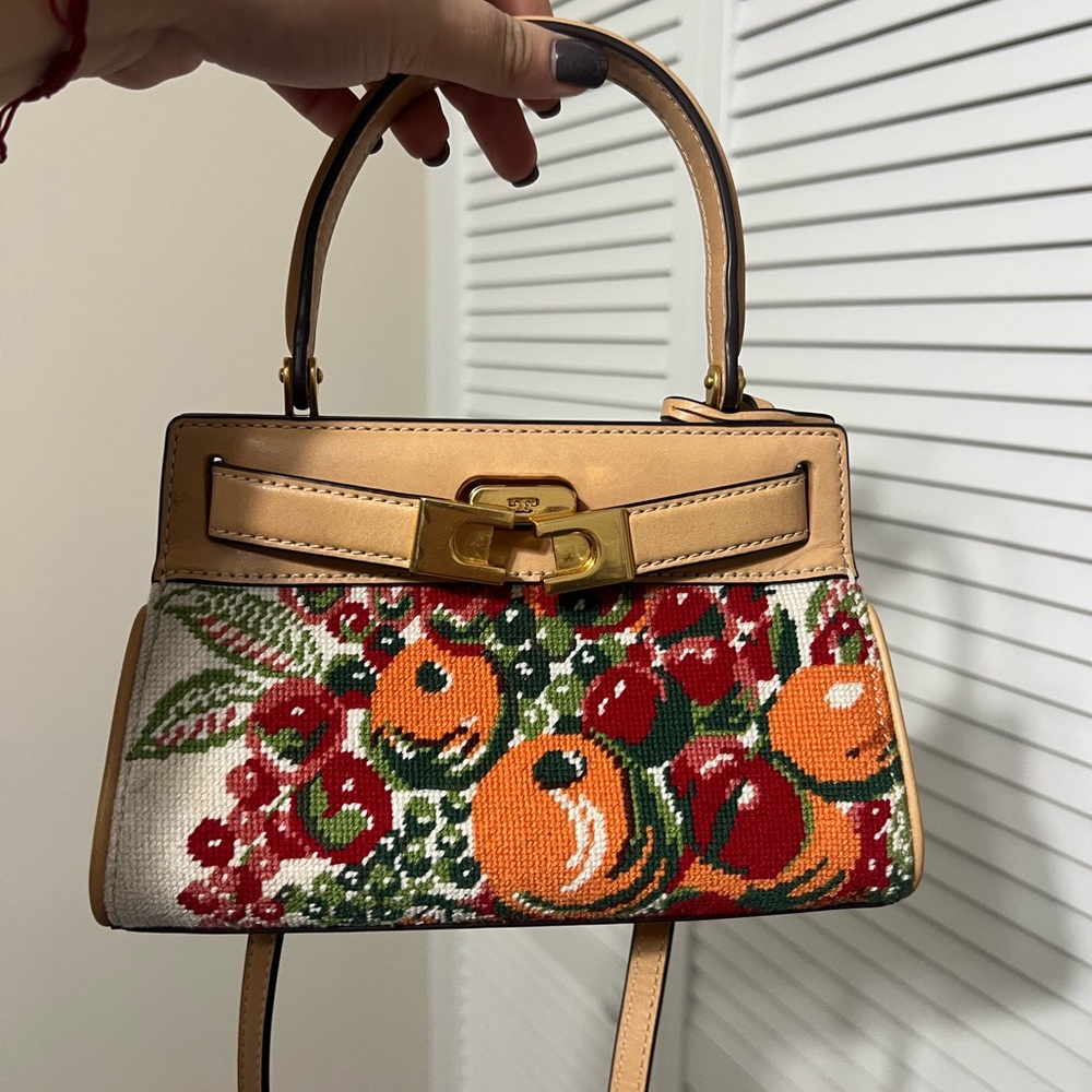 Tory Burch Lee Radziwill Petite Bag